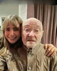 Phil Collins, der renommierte englische Musiker, und seine Tochter Lily  Collins, eine erfolgreiche Schauspielerin, teilen eine einzigartige  Vater-Tochter-Beziehung, die von ihren jeweiligen Karrieren und  persönlichen Erfahrungen geprägt ist. Phil ...