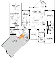 Plan 60617nd Split Bedroom Home Plan With Angled Garage Bedroom Floor Plans Garage House Plans House Plans