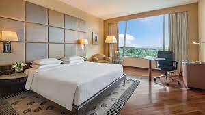 Hyatt regency mumbai international airport hotel is set 3.8 km from powai garden, and boasts a squash court and entertainment activities. Buchen Sie Ihre Hotelzimmer In Mumbai Hyatt Regency Mumbai