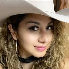 Amelia Cates's Instagram, Twitter & Facebook