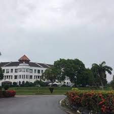 New uwc schools and colleges. Unifield International College Edificio Universitario De Tecnologia En Kampung Baharu Nilai