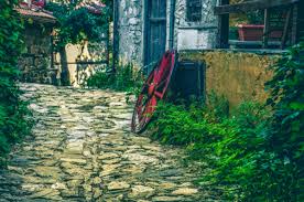 Άγιος παντελεήμων ο μεγαλομάρτυς και ιαματικός. Palaios Pantelehmonas Pierias O Paradosiakos Oikismos Me Th Gohteytikh Fysiognwmia In Gr