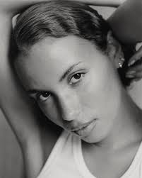 Elissa Thomas (@elissathms) • Instagram photos and videos