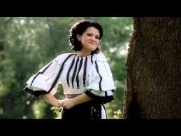 Adina roșca si catalin doinaș festivalul păstrăvului făgărășean 2017. Adina RoÈca Ochii Badei Imi Sunt Dragi