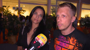 Sandra kuhn hat tipps zur blitzschwangerschaft von amira / amira pocher hatte eine schwere kindheit. Amira Aly Oliver Pochers Freundin Hat Kein Verstandnis Fur Die Botox Generation