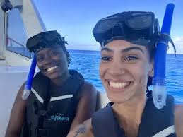 6 mistakes to avoid while planning a cruise and sharing a cabin with a  friend