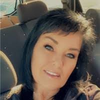 Michelle Jayne's Instagram, Twitter & Facebook