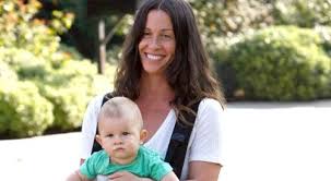 Talk about leaving blood on the stage. Alanis Morissette Will Nicht Mit Dem Stillen Aufhoren Tikonline De