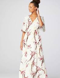 Scopri i vestiti estivi da donna su asos. Vestiti Lunghi Estivi I Modelli Freschi E Trendy Per L Estate 2020 Vestiti Vestito Lungo Vestiti Estivi