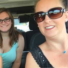 Kerri Snyder's Instagram, Twitter & Facebook