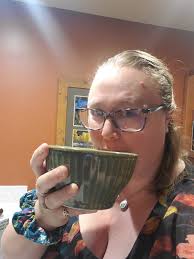 My toxic trait is thinking I can drink coffee and eat like Rory and Lorelei  🤣🙈when in fact, I cannot 🤣