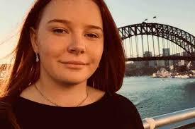 Fundraiser by Sophie Taylor : Help beccy raise funds for a wig