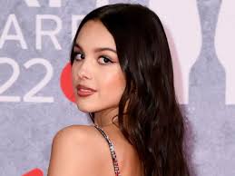 Adivinha A Música Do Álbum SOUR Da Olivia Rodrigo Pela Letra