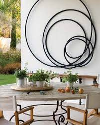 Here is another example of how to use natural greenery to decorate an outdoor wall. 45 Swaying Modern Wall Art Decoration Ideas Outdoor Metal Wall Art Large Outdoor Wall Art Patio Wall Art