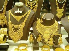 Pin By Gold Rate In Dubai On Wedding Gold Dubai Gold Jewelry Gold Jewelry Fashion Gold Jewellery Design