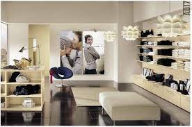 Arreda Con Noi La Tua Attivita Tante Combinazioni Di Prodotti Colori E Sistemi Differenti Tra Loro Decidi Di Arredamento Arredamento Metallico Scaffalature