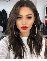 Ou encore des tons pour votre maquillage de mariage, évitez les couleurs trop foncées. Les Secrets De Votre Maquillage De Mariee Parfait