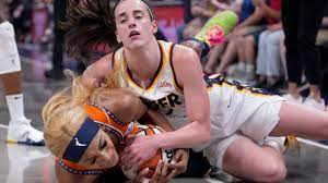 Caitlin Clark sets WNBA rookie record for 3s as Fever beat Sun and snap  11-game skid in series – NewsNation