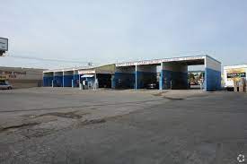He is a fan of the seattle seahawks, ny yankees, unlv, and utes! 2945 S Nellis Blvd Las Vegas Nv 89121 Loopnet Com