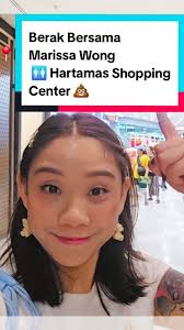 Birthday celebration directed by Marissa Wong. Filmed and produced by Aaron.  Main character: Marissa Wong Supporting character: Entire family Video and  photo by: Aaron Extras: All the handsome guys behind me Music: