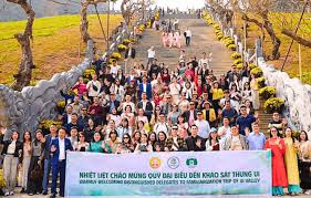 Doanh nghiệp Xây dựng Xuân Trường khảo sát thung lũng hoang ...