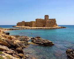 Located along the coast of southern italy, crotone attracts tourists from all around the country as well as the world due to its panoramic location and its classic italian lifestyle. Cheeky Passports A Guide To The Best Things To Do In Crotone Calabria Cheeky Passports