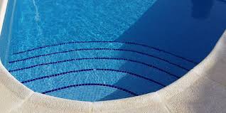 Comment Enlever Le Depot Calcaire Des Parois D Une Piscine