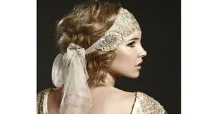 We did not find results for: Coiffure Annees 20 15 Modeles De Coiffures Inspirees Des Annees 1920