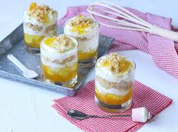 Per preparare il/la cheesecake al bicchiere con frutta estiva, i frutti devono essere maturi, ma sodi. Ricetta Cheesecake Scomposta In Bicchiere Con Confettura Di Pesche E Dolcidee