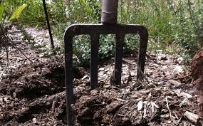 Organic matter is made up of essential nutrients like nitrogen that plants need to grow. A Quick And Dirty Guide To Garden Soil Spotts Garden Service