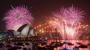 Zac efron as paul and michelle pfeiffer as ingrid in new year's eve. new year's eve. Sydney New Year S Eve Fireworks To Go Ahead Despite Wildfires News Dw 29 12 2019