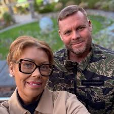 I swapped my hoover from a dyson to shark only had this 1week and it's  broken anyone else had this problem