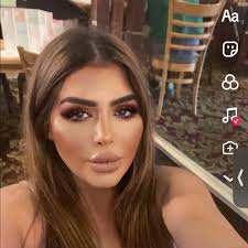 Daria Davies (@missdld8)