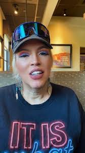 Sophie Jensen's Instagram, Twitter & Facebook