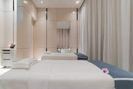 Five Palm Jumeirah Dubai S 4 7 8 S 266 Updated 2019 Hotel Reviews Price Comparison And 3 447 Photos Spa Furniture Spa Interior Design Spa Massage Room