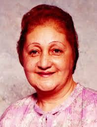 Betty Borges's Instagram, Twitter & Facebook