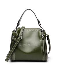 Epingle Sur Sac A Main