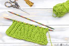 Depending on your knitting tension a lot of people struggle with left leaning knit decrease as they sometimes come out not very neat. How To Decrease The Brioche Stitch One Color Two Colors Or In The Round