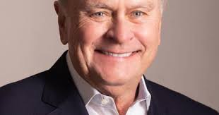 Landrum kicks off re-election campaign for Williamson County commission