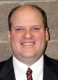 Jensen beats Sly, Russell tops Rampelberg