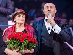 Самые популярные альбомы monica anghel and marcel pavel 49ivlwjp0zr2am