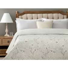 Satın aldığınız ürünü çok amaçlı ultrasonik kapitoneli yatak örtüsü veya pike olarak kullanabilirsiniz. Madame Coco Estel Tek Kisilik Cok Amacli Yatak Ortusu Gri Fiyati