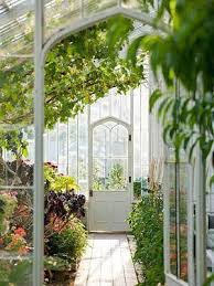 i m struggling to identify a rest to really green house for your garden area however there look like jardin de invierno jardin en balcon decoracion del jardin