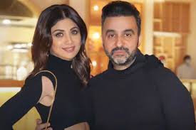 Kavita kundra has 1 daughter her daughter name is deleena was born on september 9, 2006. 4clks9jlwbaftm