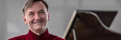 Stephen Hough performs Brahms