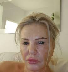 Happy birthday to Elizabeth Harte nee Quirke ,former resident of Dorset  street flats .