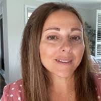 50+ perfiles de «Rodda»