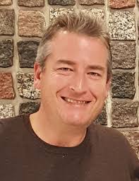 Sean Pitt's Instagram, Twitter & Facebook