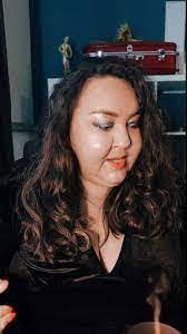 Diane Holmstrom's Instagram, Twitter & Facebook