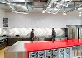 Design Blitz Finishes Comcast Office In Red Modern Interior Design Office Furniture Modern Innovation Centre